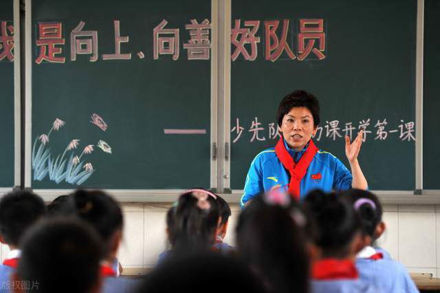 不过切尔西已经和帕尔梅拉斯进行了联系，他们想签梅西尼奥，据悉这笔交易的转会费可能会达到4000万欧元。